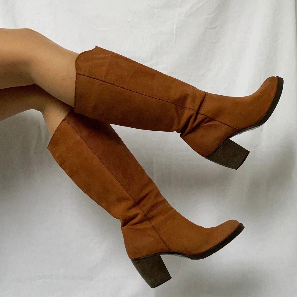 Bruna Höga Boots - Skor | Plick Second Hand