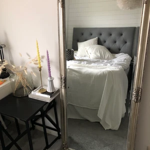 Spegel silver  - Säljer min fina spegel 💜 