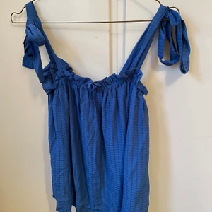 Sommarlinne - Supergulligt linne! Aldrig använd! Köparen står för frakt😊