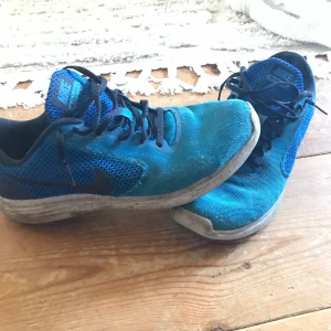 Nike - Måttligt använda 