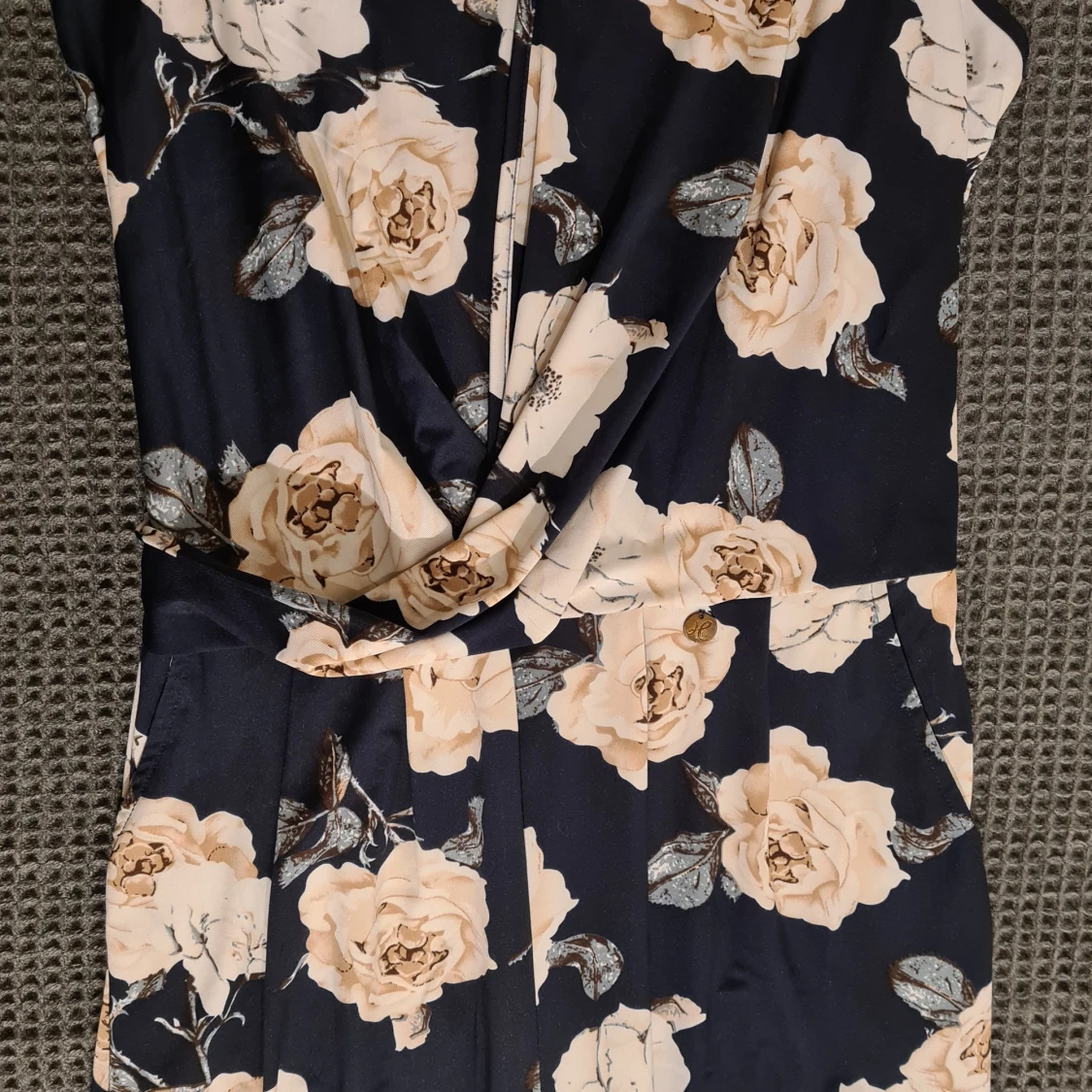 Byxdress, storlek 40/42 - 90