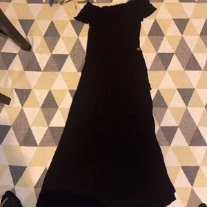 Lång klänning Kappahl  - Använd 1 gång 