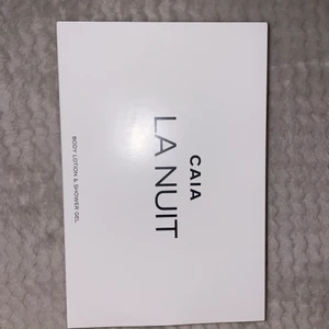 Dush ser från caia - Dush gel och lotion från caia 😶‍🌫️. Den helt oanvänd fick den som julklapp 🧚🏿‍♀️