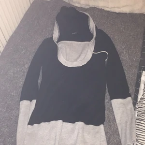 Tröja - Tröja fint skick hämtas i Eslöv