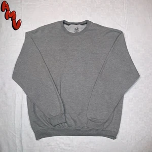 Vintage Sweatshirt  - Grey Sweatshirt.                                                             Size tag XL                                                                                Fits like XL                                                                               Skick 10/10                                                                       Modellen är 185cm lång. Mer finns på sidan, skriv vid ytterligare frågor eller funderingar♻️🔌 Priser går alltid att diskuteras!