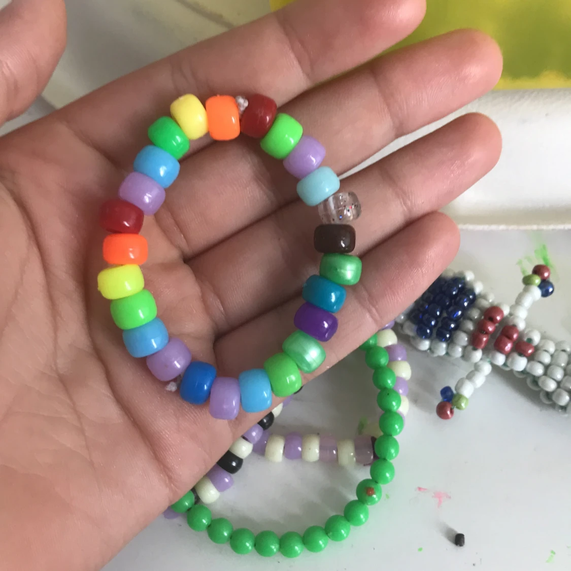 Två armband och en ring blomma  - 90