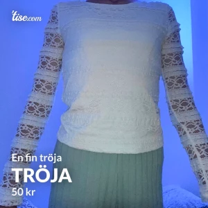 H&M - En fin tröja passar mig knappt och använder aldrig.
