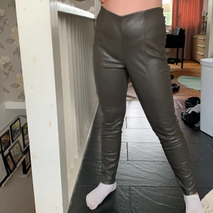 Storlek 36  - Intresserad eller vill ha flera bilder så kom privat💕