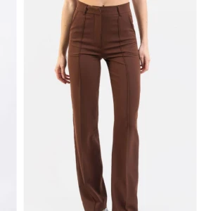 Kostymbyxor  - Bruna kostymbyxor använda fåtal gånger💞Från madlady nypris 699