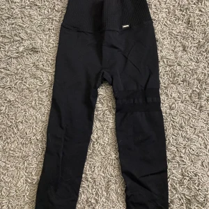 Byxor  - Träningsthigts 