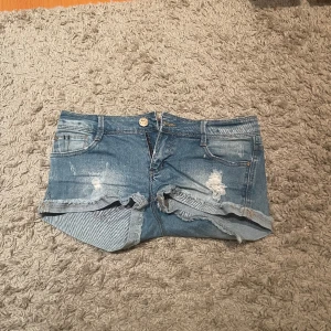 Shorts - Shorts köpta utomlands. Köp för 40kr eller köp 5 par shorts från mig för 150kr.
