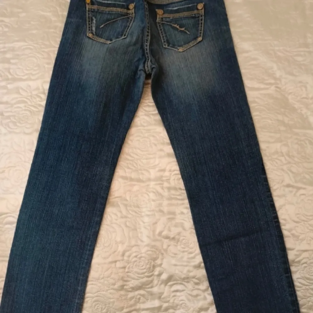 Blue fire jeans, storlek 38, slim fit. Jeans & Byxor.