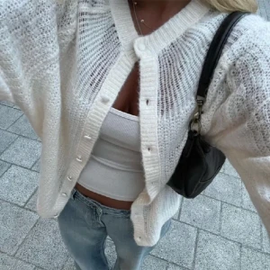 Kofta zara - Lägger ut igen pga oseriös köpare. Jättefin vi kofta från zara💕 köpte här på plick men har redan en liknande💕(lånad bild)