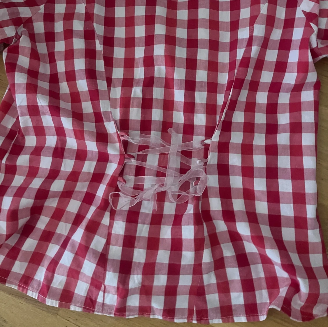 Röd rutig topp - 91