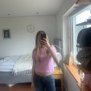 Rosa t-shirt - Rosa t-shirt från zara, inga defekter💗