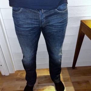Replay Jeans, Grover - Replay Grover Jeans. Strorlek 36/34. Straight fit. Knappt använda.  