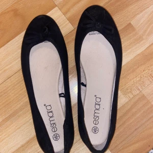 Ballerina stl 40 - Ballerina skor  Stl 40 Knappt använda