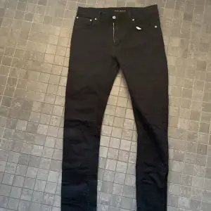 Ett par riktigt schyssta nudie jeans till sommaren modellen heter lean Dean storlek 32 36 nyskick