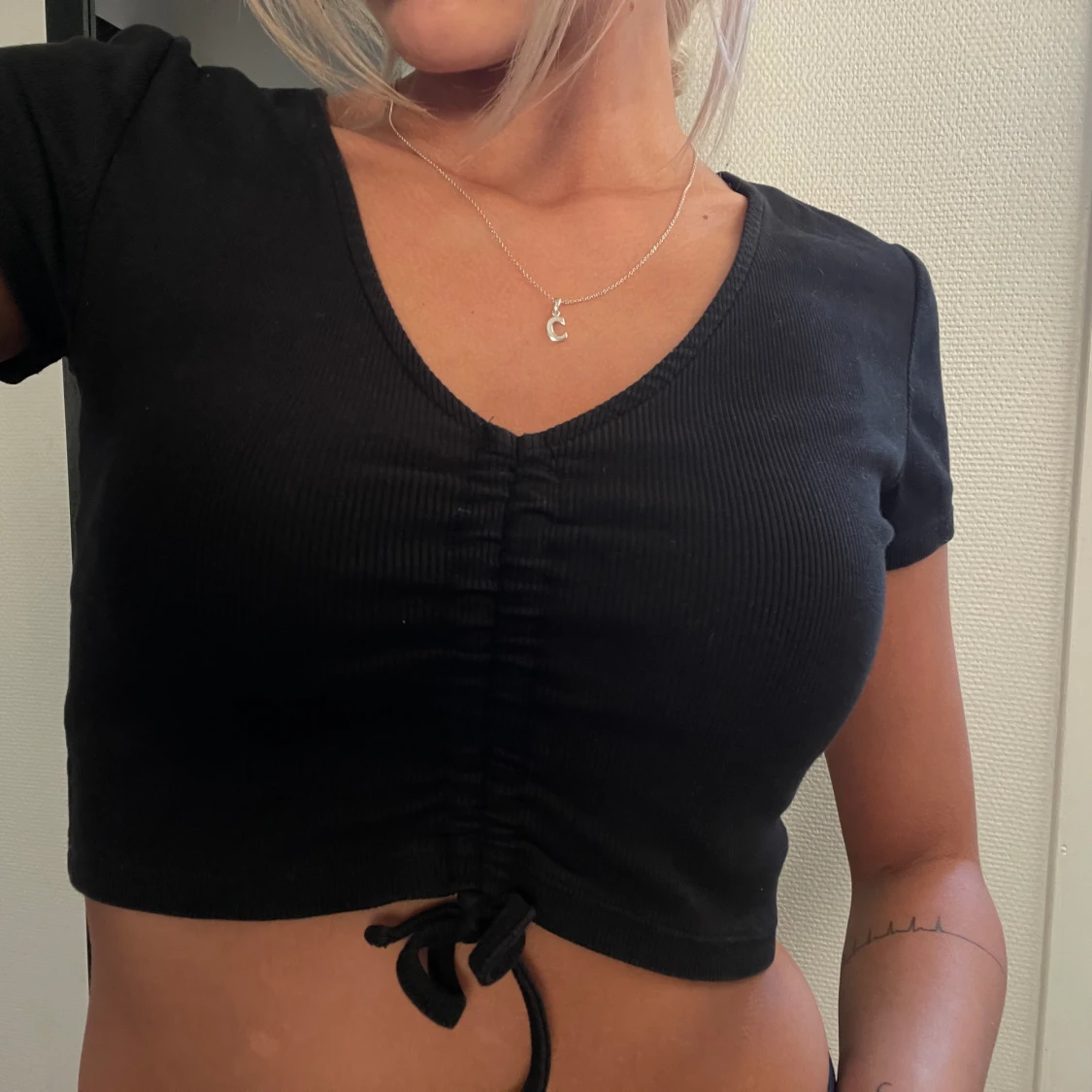 T-shirt med snören  - 90