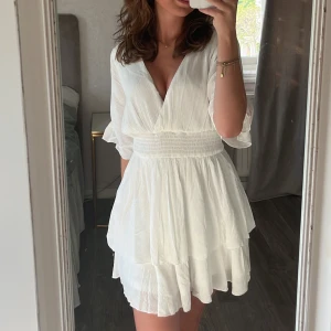 Sommar klänning  - Super fin sommar klänning använd ca 2 gånger💕