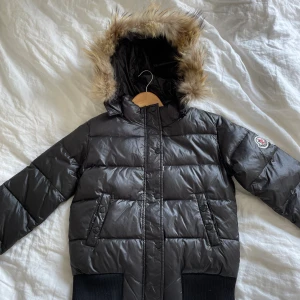 Moncler jacka  - Storlek XS 