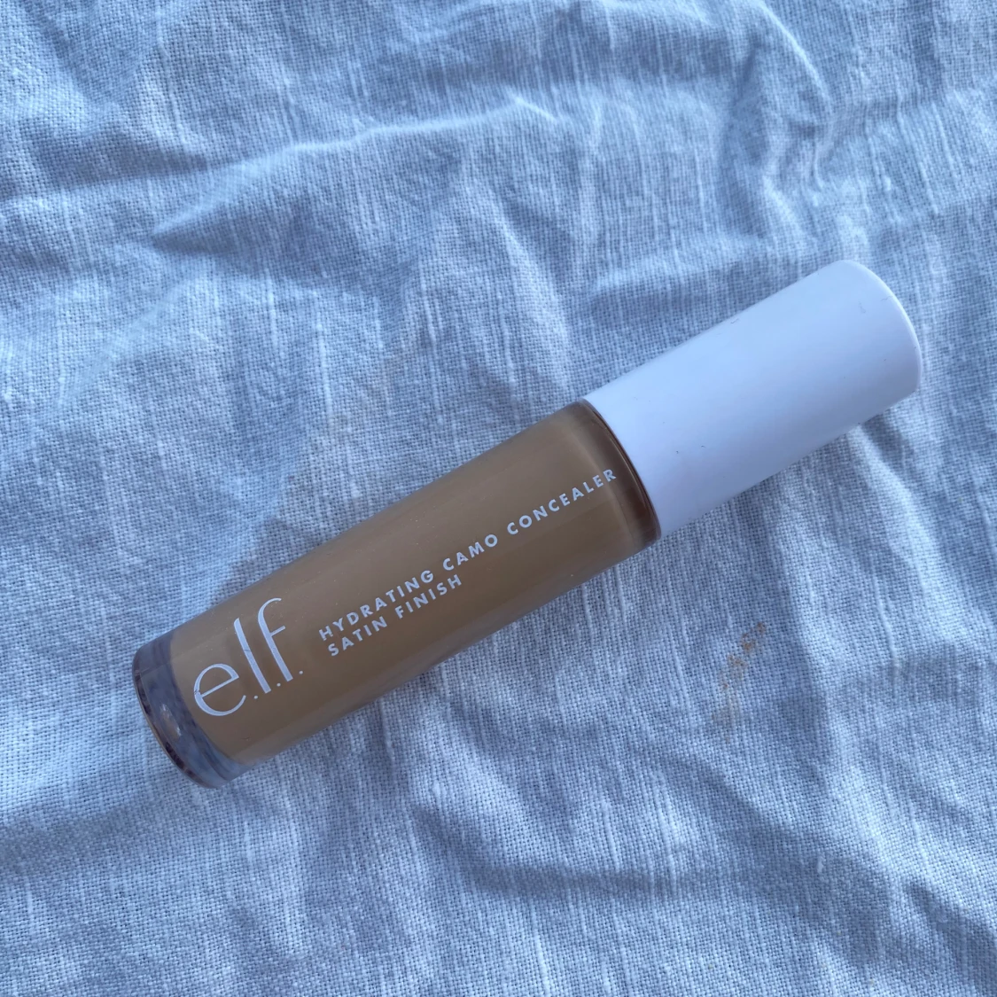 Elf hydrating camo concealer