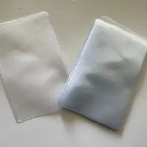 10 Stycken Genomskinliga Kortskyddsfodral, Mjuka Vattentäta PVC-korthållare.