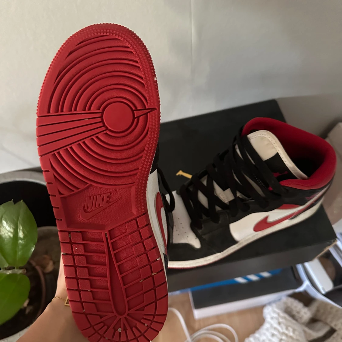 Nike jordan 1 mid - 91