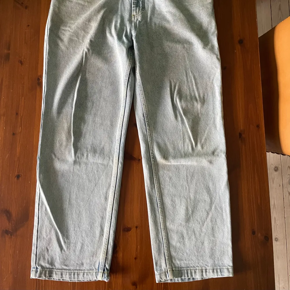 Pretty worn but nice condition. Jeans & Byxor.