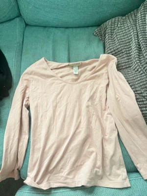 ljus rosa topp - ljus rosa topp, swipa gärna till andra bilden för att se på färget