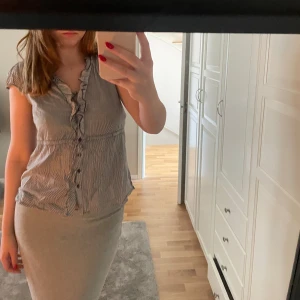 Söt tröja som aldrig kommer till användning  - Randigt mönster och super söt