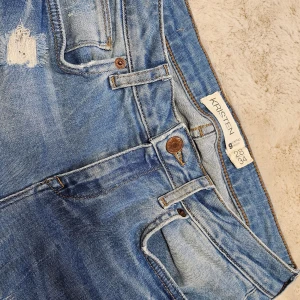 Jeans Gina Tricot  - Gina Tricot Kristen. 28x34 