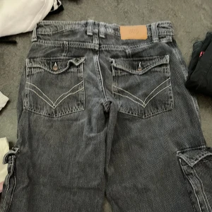 Svart baggy byxor - Mina gamla favoriter används aldrig längre❤️ köp från beyond