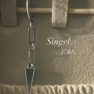 Örhänge  - Silver örhänge 💗