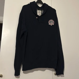 Stickad Gant Tröja - - Stickad gant tröja storlek XL - Skick 9/10