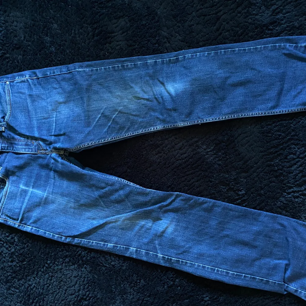 Fräscha jeans, storlek 34 längden 34 midjan, inga skador, 514 regular fit. Jeans & Byxor.