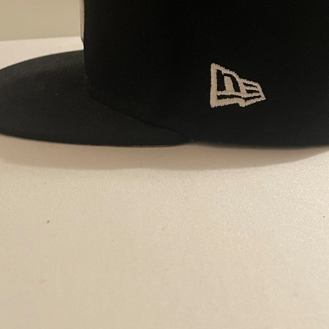 NY Yankees Black Fitted - New Era Keps - 92