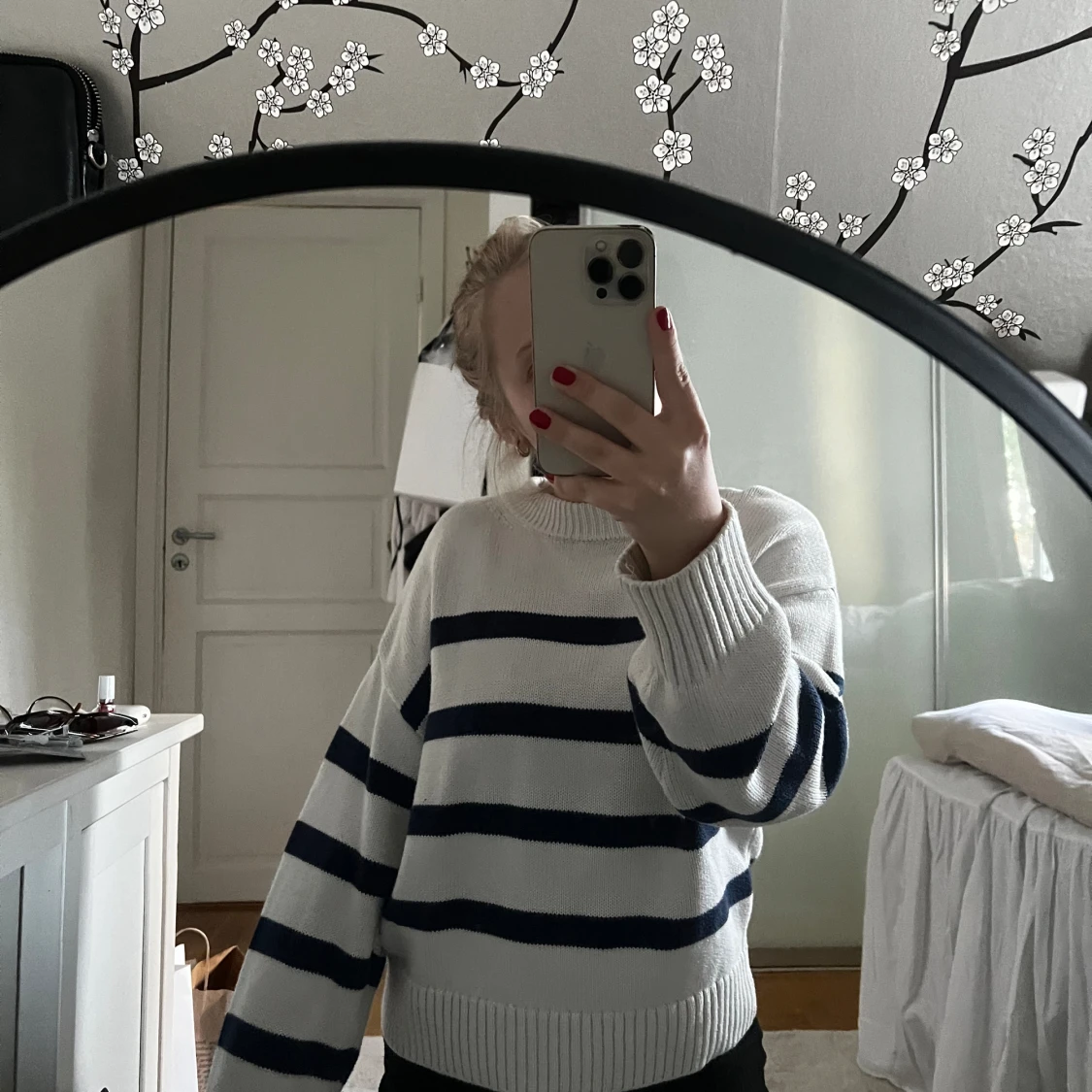 Randig stickad tröja