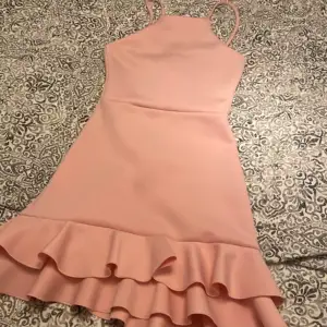Volang klänning 💕
