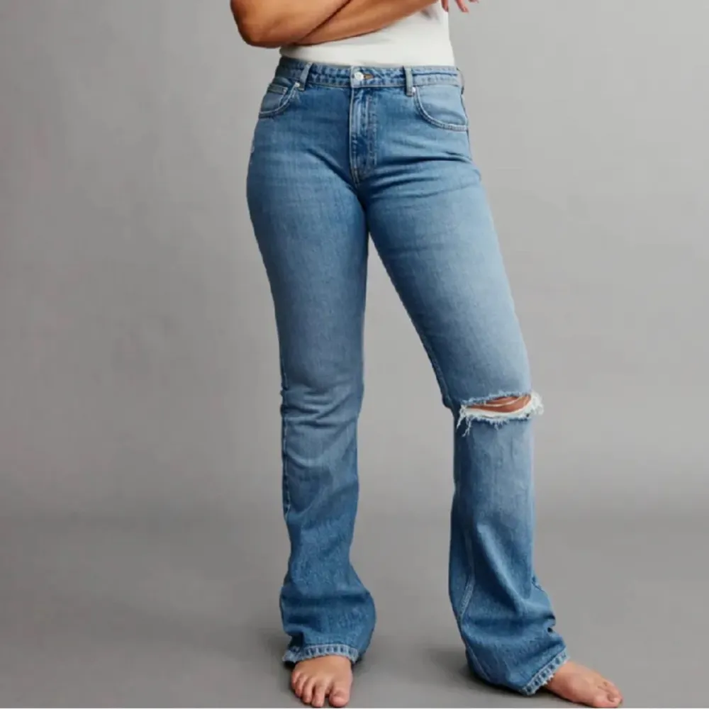 Gina tricot jeans som är tyvärr för små!. Jeans & Byxor.
