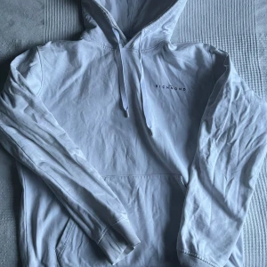 Hoodie  - Skön hoodei storlek m pris går att diskutera 