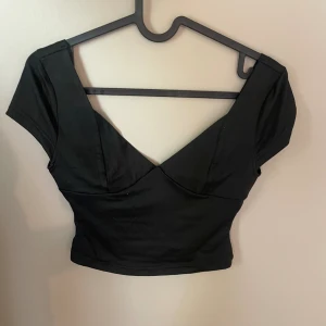 Topp - Söt topp som är helt ny endast provad🥰