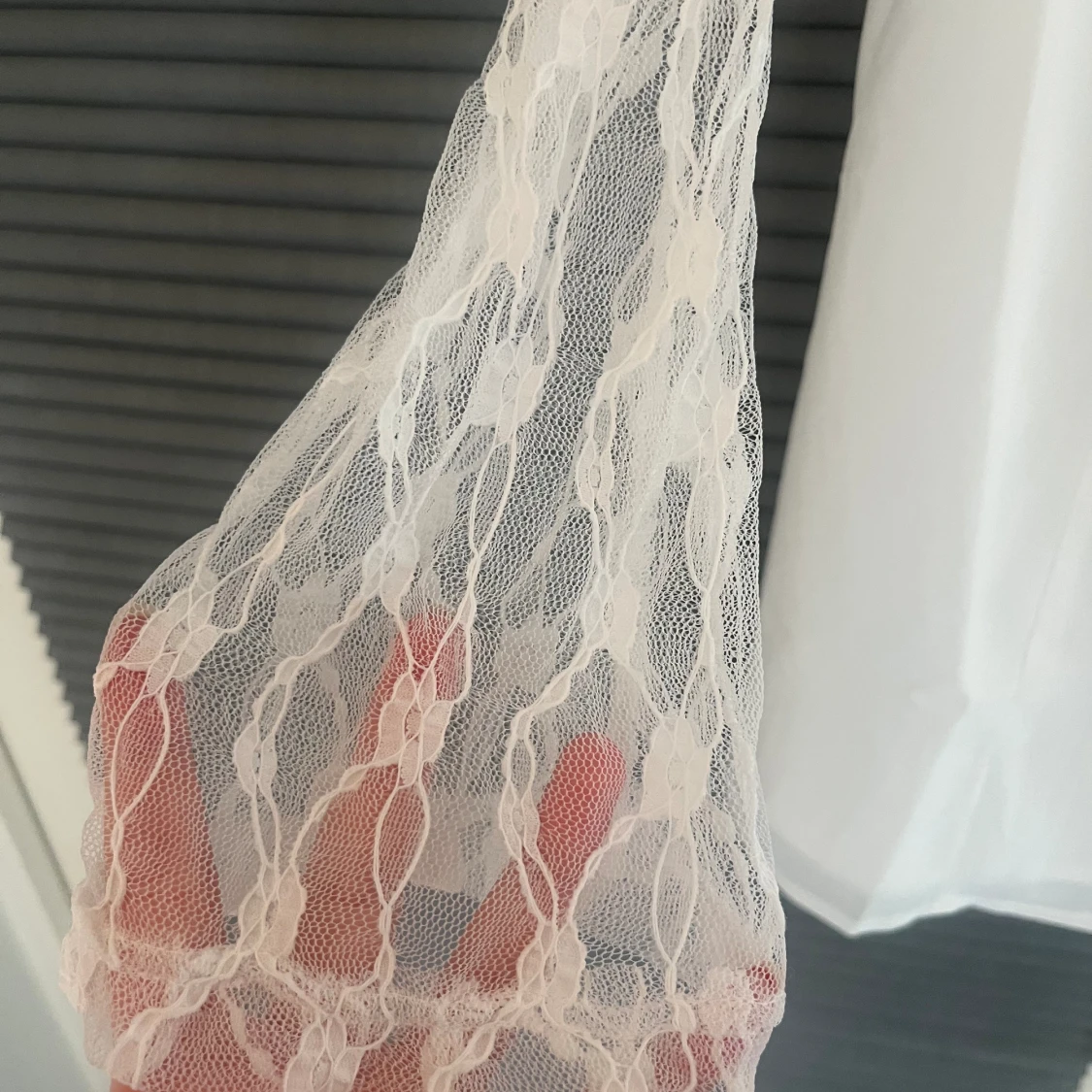 Fin vit klänning, lappen kvar - 91