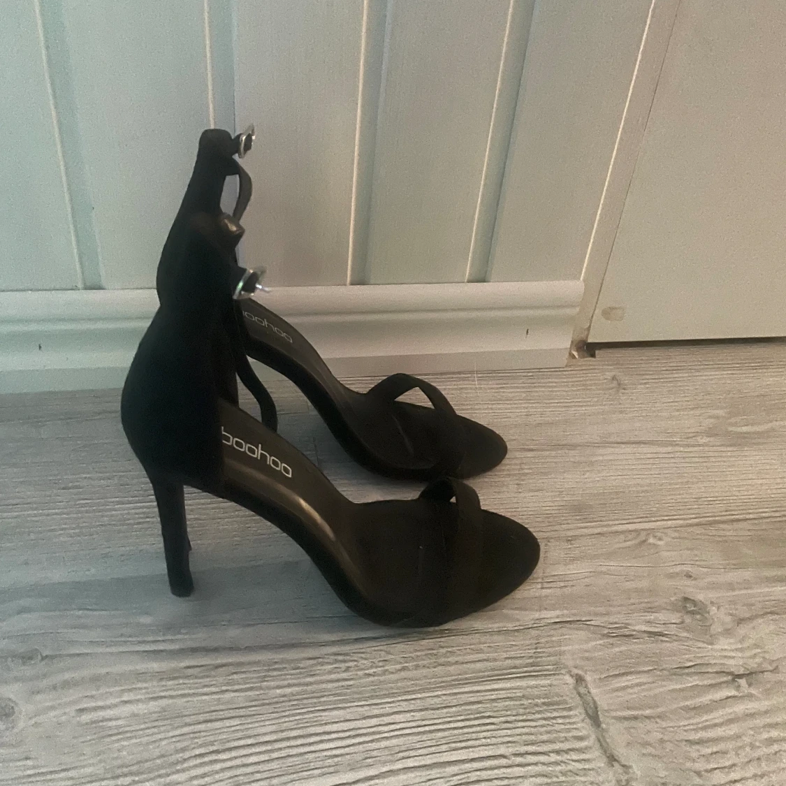 Svarta klackar  - 90