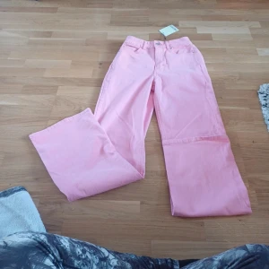 Nya rosa jeans - Hög midja  
