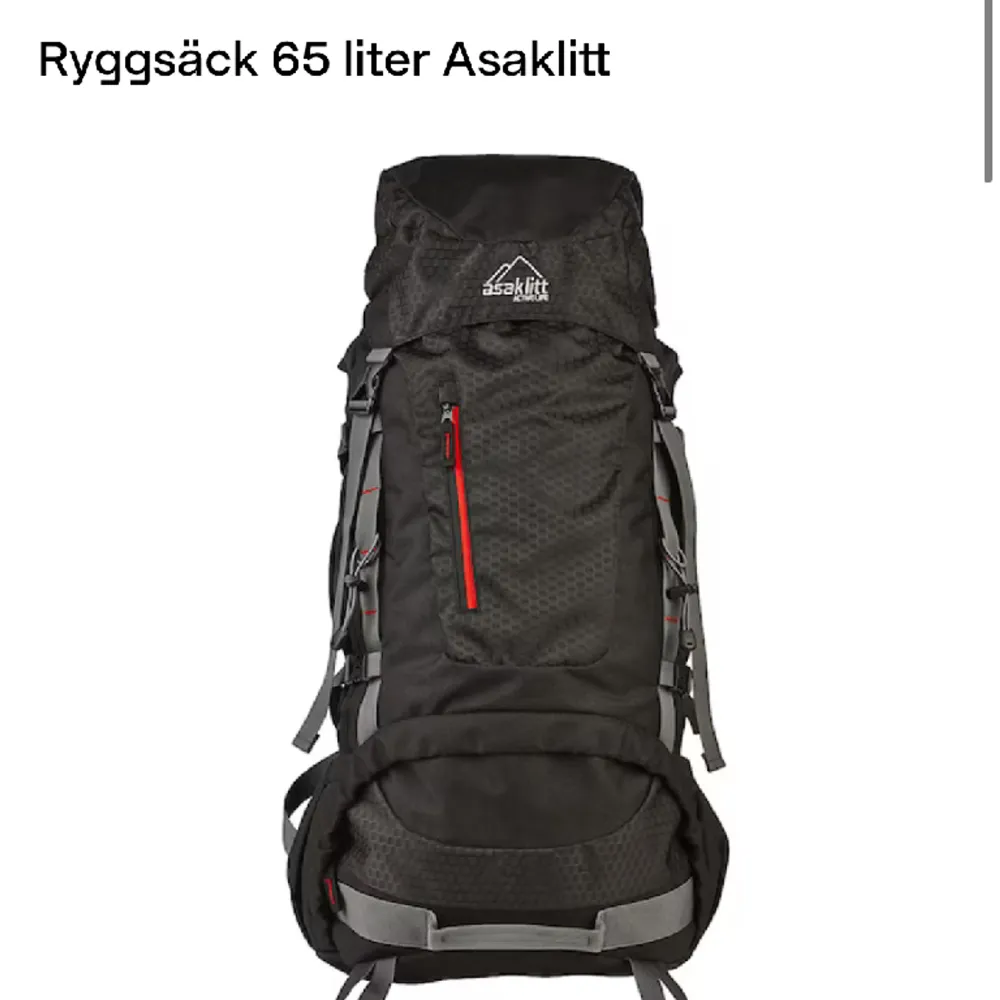 Säljer min fina ryggsäck från märket Asaklitt, inköpt på Clas Ohlson, för 599kr, bara använt den 1 gång så den är fortfarande i toppen skick!!. Väskor.