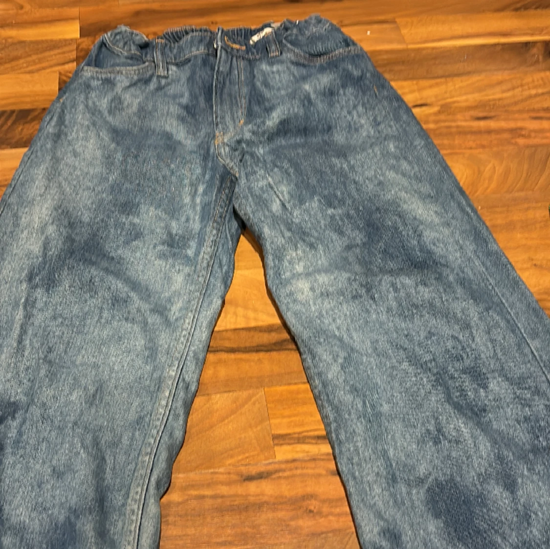 Ljusblå jeans från &Denim