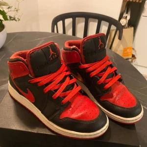 Jordan 1 - Röda jordan 1