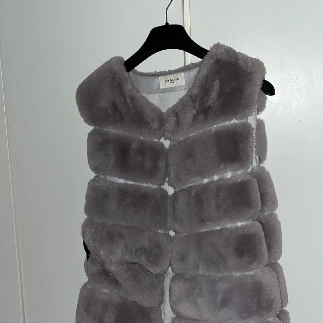 Faux due pälsväst grå - 90