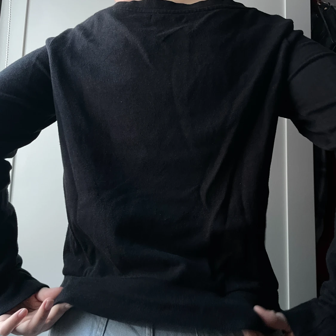 Basic svart långärmad - 90